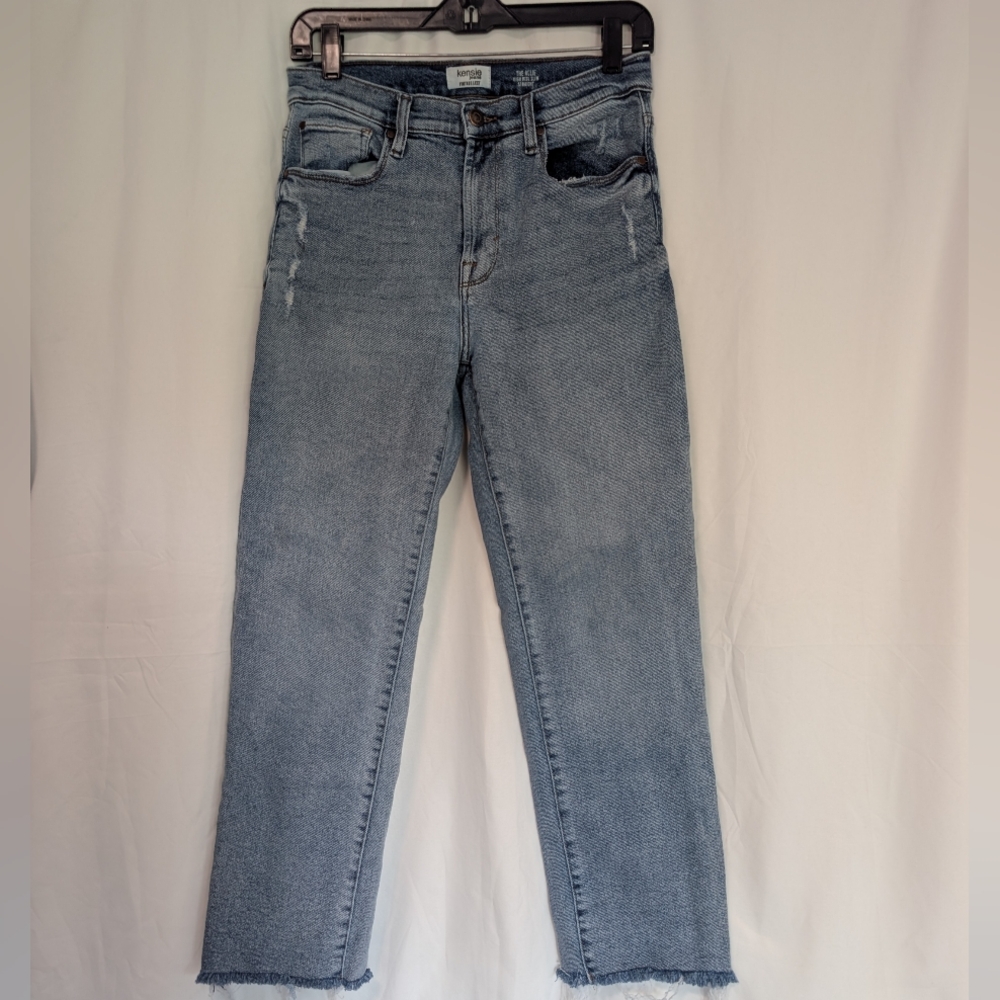 Kensie Light Wash Straight-Leg Jeans